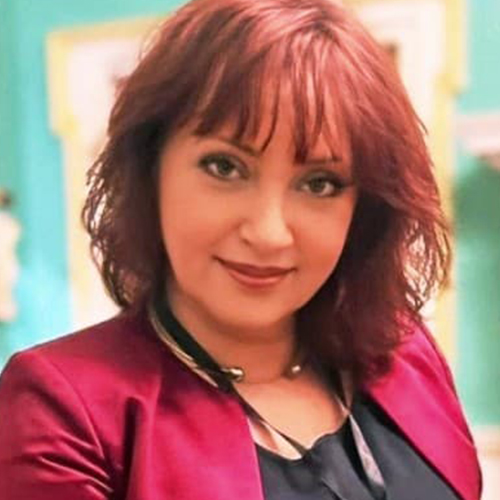 Elena R.